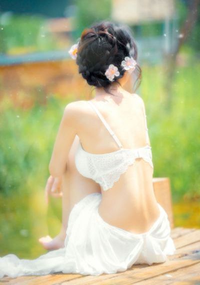 国产骚妇网站www_4K高清完整版